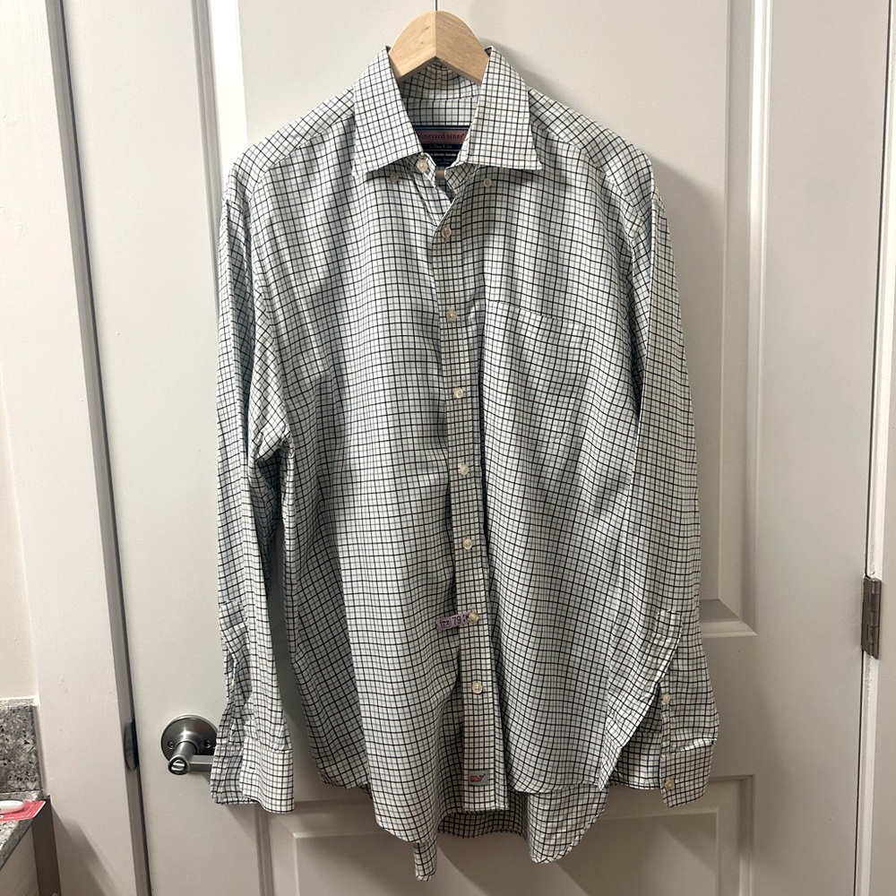 Vineyard Vines button down